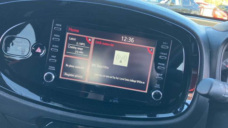 Toyota Aygo X 1.0 VVT-i Edge 5dr Petrol Hatchback